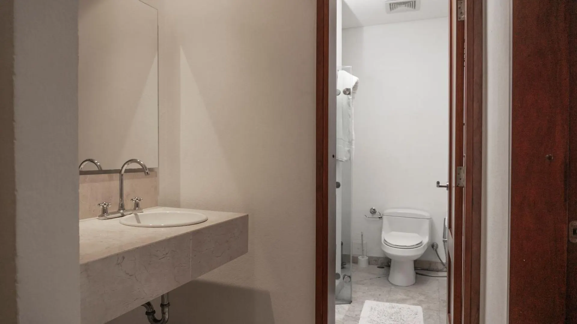 One Bedroom Apartment In Old City Of Cartagena