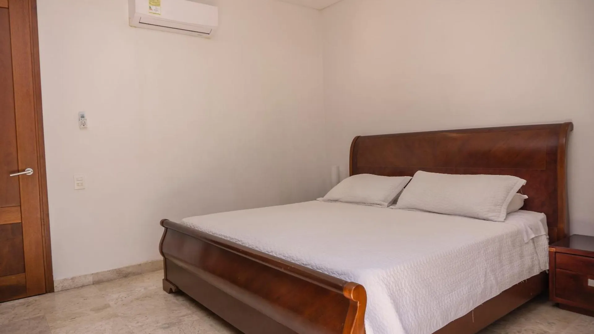 One Bedroom Apartment In Old City Of Cartagena
